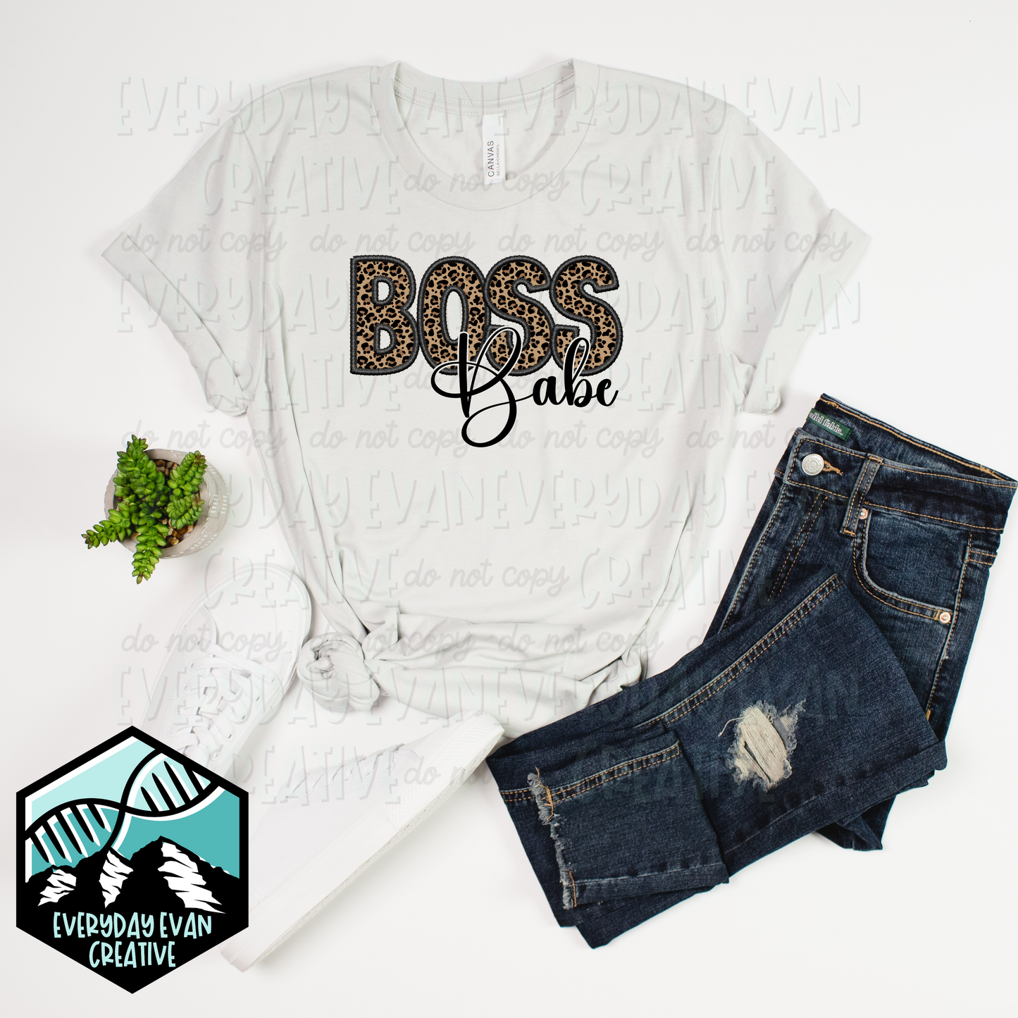 a shirt that reads boss babe